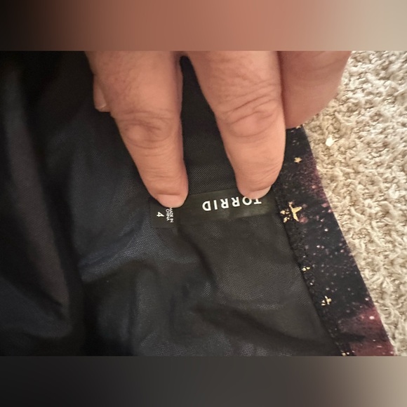 Torrid Galaxy Gold Star Print Flounce High Waist Bikini Set size 4 X - Picture 5 of 9